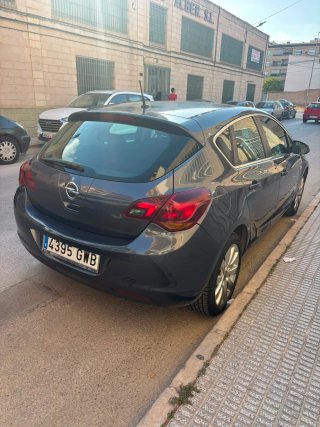Opel Astra 2009