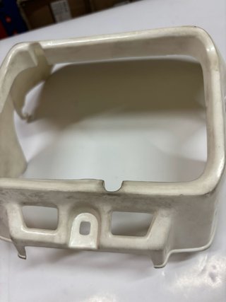 Porta faros Yamaha 2AJ-F8351-00