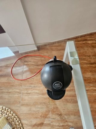 Cafetera Dolce Gusto Krups Negra