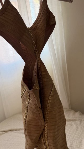 Vestido de fiesta dorado