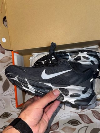 Nike Vomero 18 Anthracite Silver Black IM6010--060