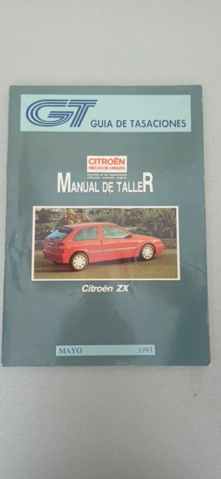 Revistas y manuales de coches antiguos