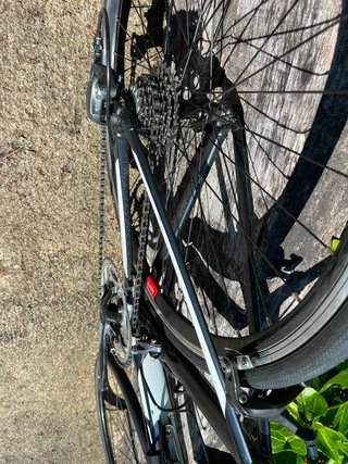 Bicicleta de carretera Giant Contend