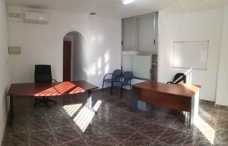 Local comercial en venta en Avda. de Abril. - 9 de octubre en Sagunto