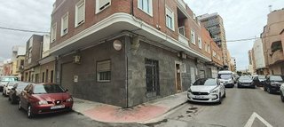 Local comercial en venta en Avda. de Abril. - 9 de octubre en Sagunto
