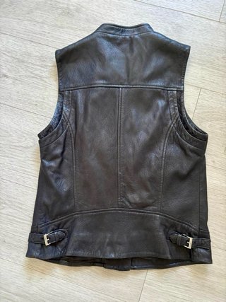 Chaleco Piel Massimo Dutti  S precio tienda 165 eu