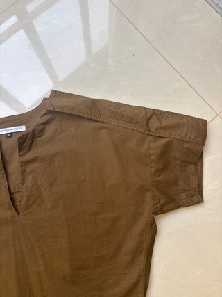 Camiseta marrón talla S