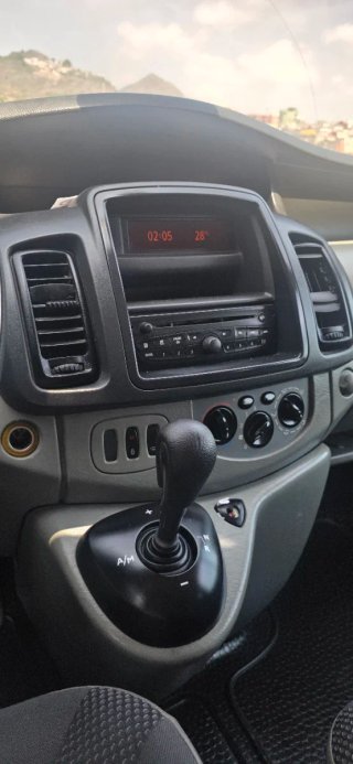 Opel Vivaro 2012