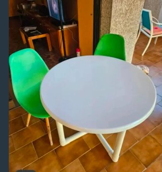 Mesa redonda conglomerado terraza/salón
