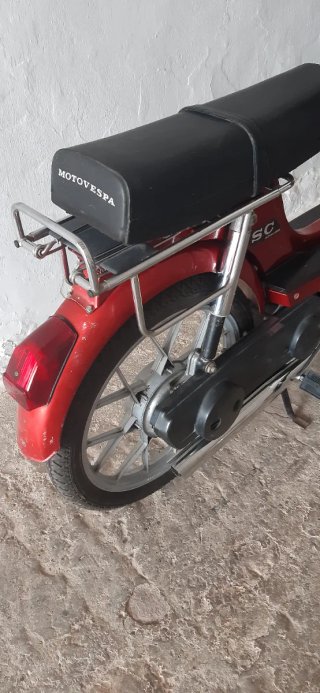 Vespino SCA Roja