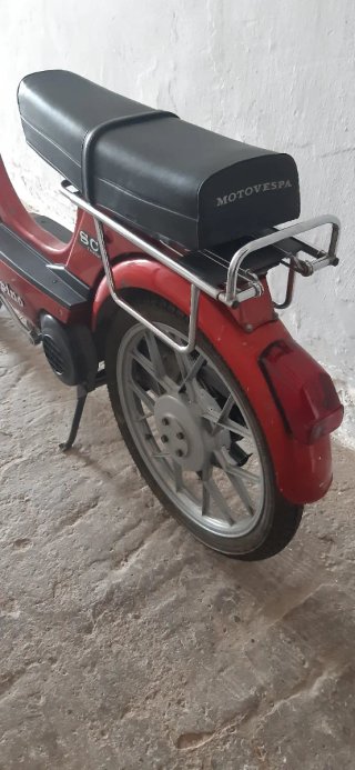 Vespino SCA Roja
