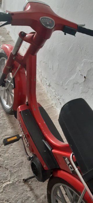 Vespino SCA Roja