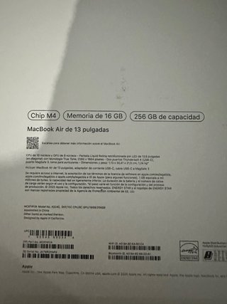 MacBook Air 13" M4 (2025) 16GB RAM / 256GB SSD Azu