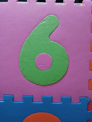 Alfombra Infantil Foam Números Multicolor