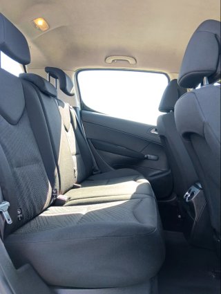 Peugeot 308 2008 1.6 HDI 110 CV Confort