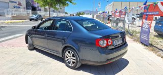 Volkswagen Jetta 2006 2.0 tdi 140cv