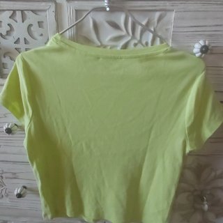 Camiseta Zara manga corta amarilla