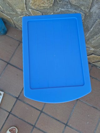 Cajonera de plástico azul