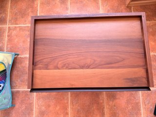 Mesita auxiliar de madera y metal