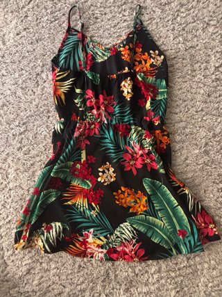 Vestido estampado floral negro