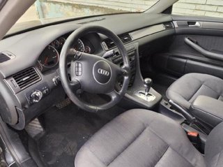0261207501 centralita motor uce audi a6 2.4 230210