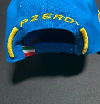 Gorra Azul Pirelli con Logo Bordado