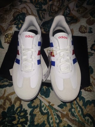 Zapatillas Adidas Barreda Blancas Tiras Multic.
