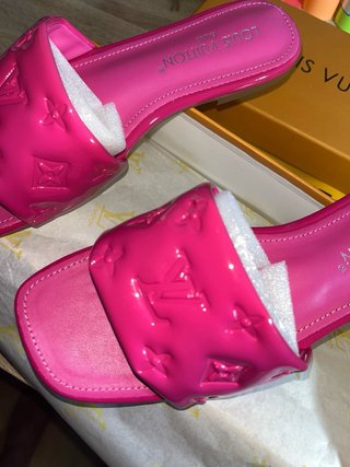 Sandalias Louis Vuitton rosas