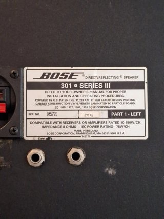 Pareja Altavoces Bose 150W cada uno.
