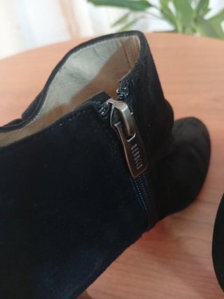 Botines elegantes de terciopelo