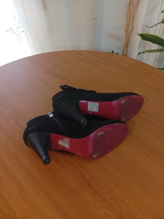 Botines elegantes de terciopelo