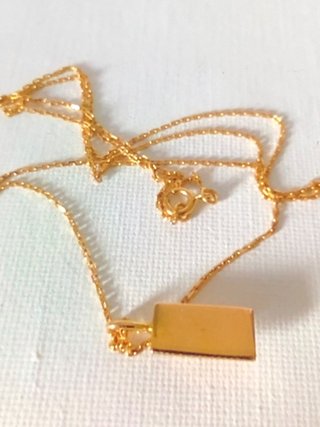 Collar de oro con diamante