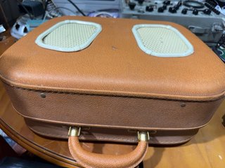 Maleta Tocadiscos Teppaz Beige y Rojo