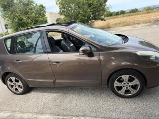 Renault Scenic 2011