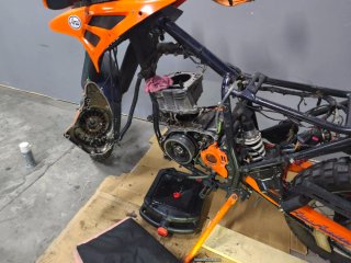 Suzuki DR Big 750 S trail clasica