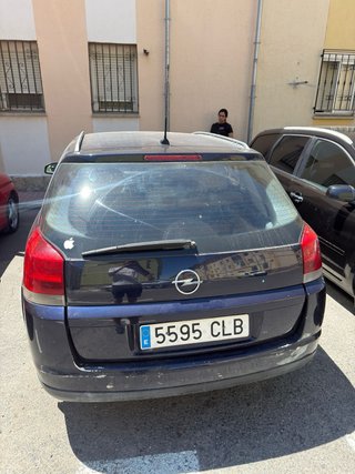 Opel Signum 2003