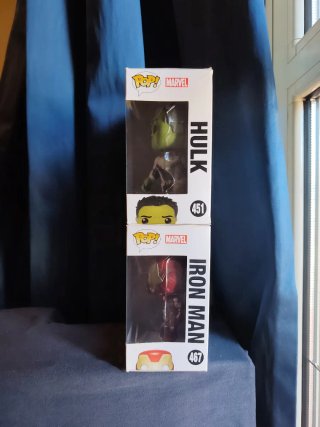 Funko Pop Avengers Hulk 451 e Iron Man 467