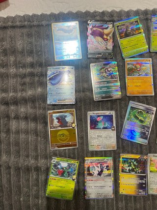 Lote 170 Cartas Pokémon Prismatic Evolutions