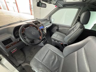 Mercedes-Benz Clase V CAMPERIZADA , CAMA Y MUEBLE