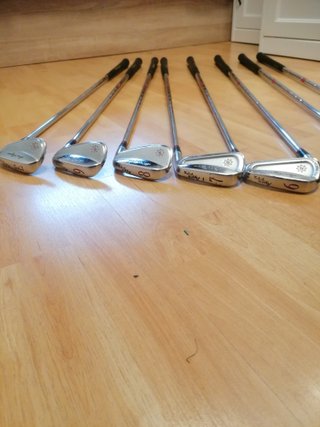 Palos golf 700€ Ben Hogan + regalo