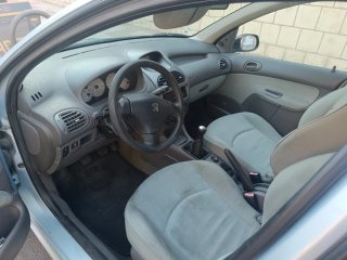 Peugeot 206 2004