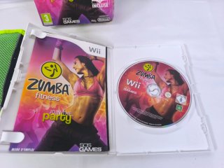 Juego Wii Zumba Fitness + Accesorios
