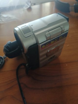 Cámara Digital JVC GR-DX25E