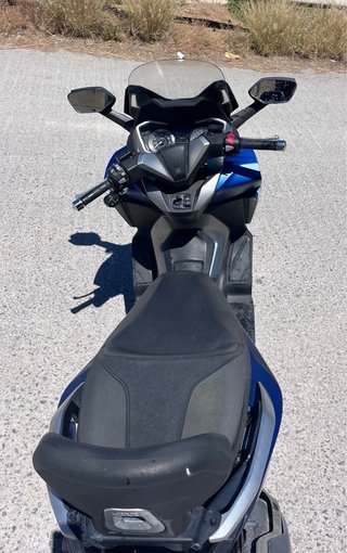 Honda Forza 350 Azul/Plata. 2021 . 19.800 km
