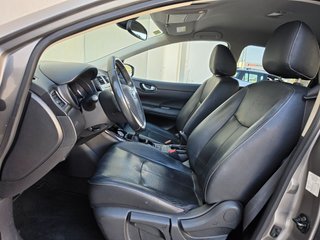 Nissan Pulsar con poco kilometraje.