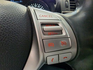Nissan Pulsar con poco kilometraje.