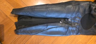 Pantalón de piel para moto Dainese talla 52
