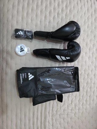 Guantes de Boxeo Adidas Negros