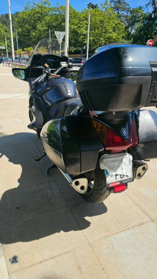 Honda ST1300 Pan European Gris