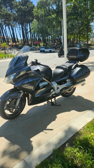 Honda ST1300 Pan European Gris